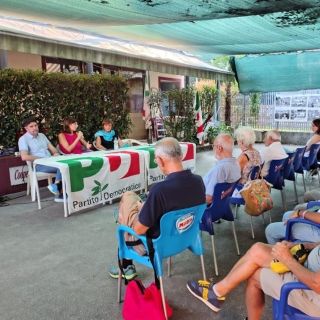 EventoStrisceBluFdU resized