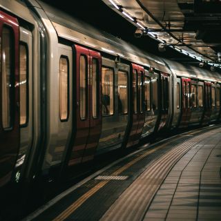 robert tudor 8x6Ffud7Bk unsplash